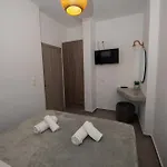 Litmus * Тира