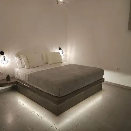 Litmus Appartement Firá